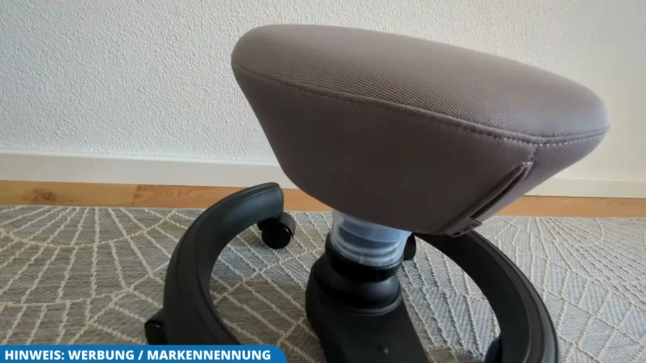 Ich finde den abnehmbaren und waschbaren Bezug extrem praktisch, da im Kinderzimmer schnell mal gekleckert wird.