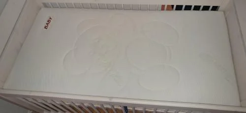 Video: Babymatratze 70x140cm von Betten-ABC