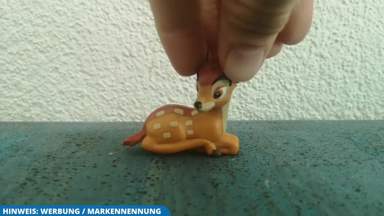 Die kompakte Bambi-Hörfigur ist robust gestaltet und lässt sich neben dem Hören auch wunderbar als Spielfigur nutzen.