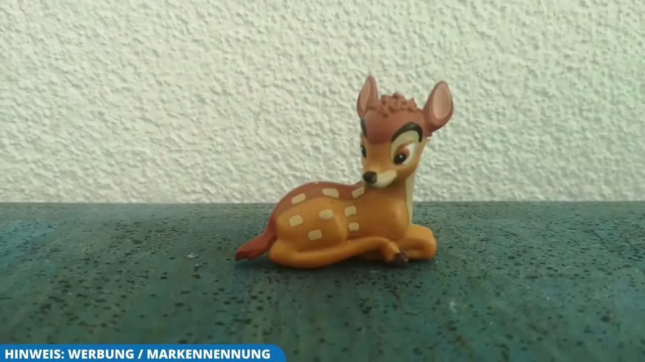 Das Disney-Hörspiel erzählt Bambis Weg vom Rehkitz zum Hirsch und richtet sich an Kinder ab 4 Jahren.