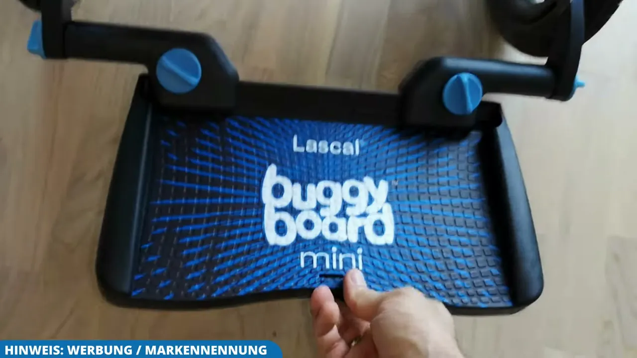Aus meiner Sicht bietet die rutschfeste Oberfläche mit dem seitlichen Rand absolut sicheren Halt beim Stehen.
