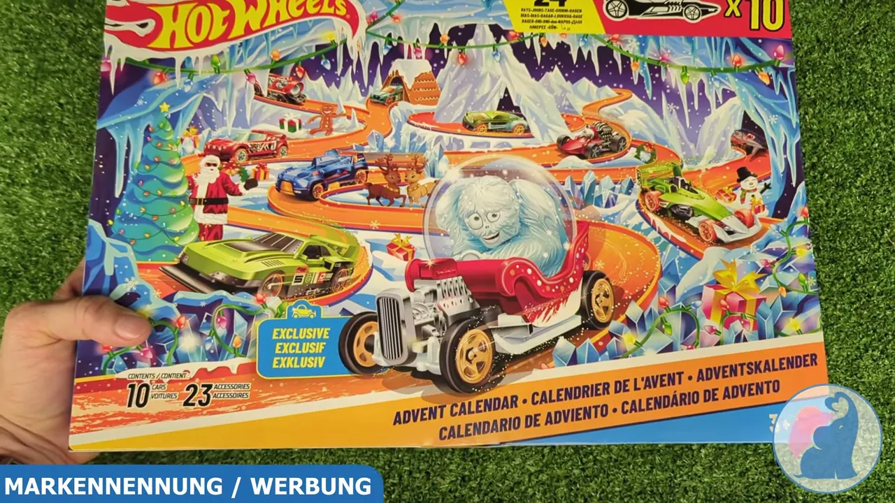 Der Hot Wheels Adventskalender enthält 24 Überraschungen, darunter zehn Fahrzeuge im Maßstab 1:64 und ein exklusives Schneekugelauto.