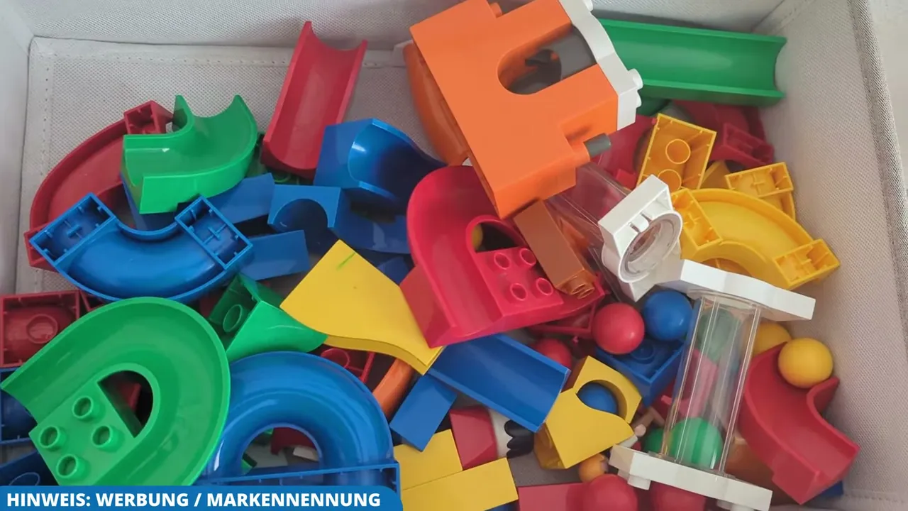 Meiner Meinung nach bietet das 128-teilige Set eine ideale Auswahl an Bahnelementen, um die Steine zu Hause zu erweitern.