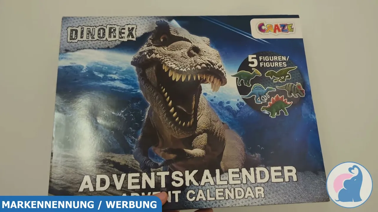 Der CRAZE DINOREX Adventskalender präsentiert sich im detailreichen Dinosaurier-Design für Kinder ab drei Jahren.