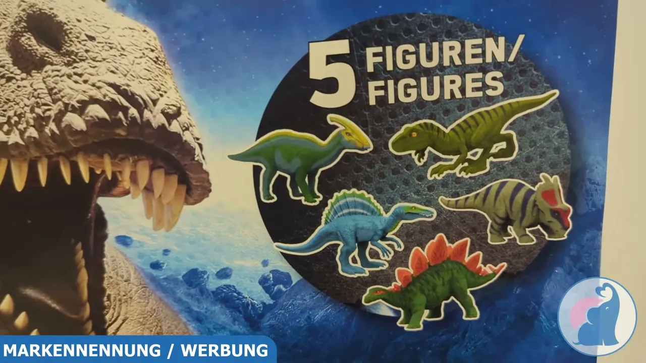 Fünf verschiedene Dinosaurier-Sammelfiguren gehören zu den Überraschungen hinter den 24 Türchen.