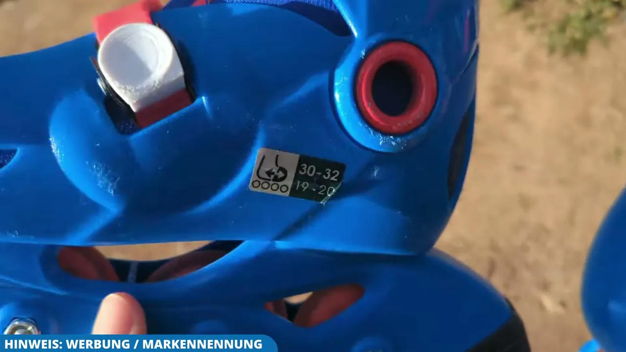 Ich finde die verstellbare Schuhgröße genial, da der Skate über mehrere Jahre hinweg einfach mit den Kinderfüßen mitwächst.