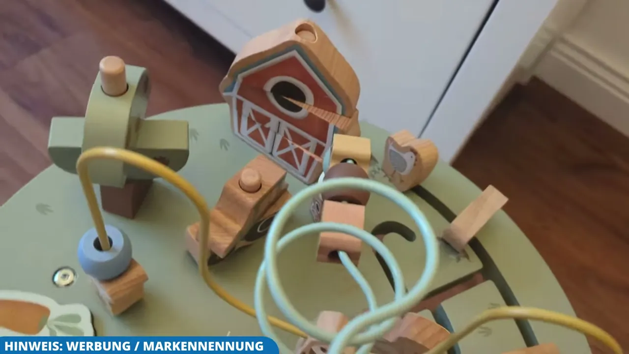 In meinem Test haben die geschwungene Motorikschleife und die Schienen für besonders langanhaltenden Spielspaß gesorgt.