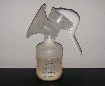 Avent Handmilchpumpe 2