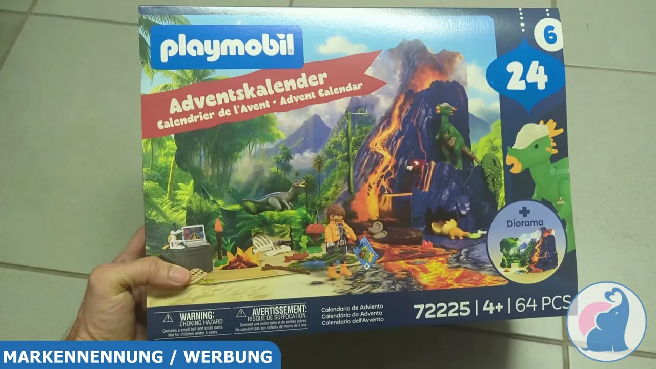 Der Playmobil-Adventskalender Dino-Expedition bietet eine Urwald-Szenerie mit Vulkan für Kinder ab vier Jahren.