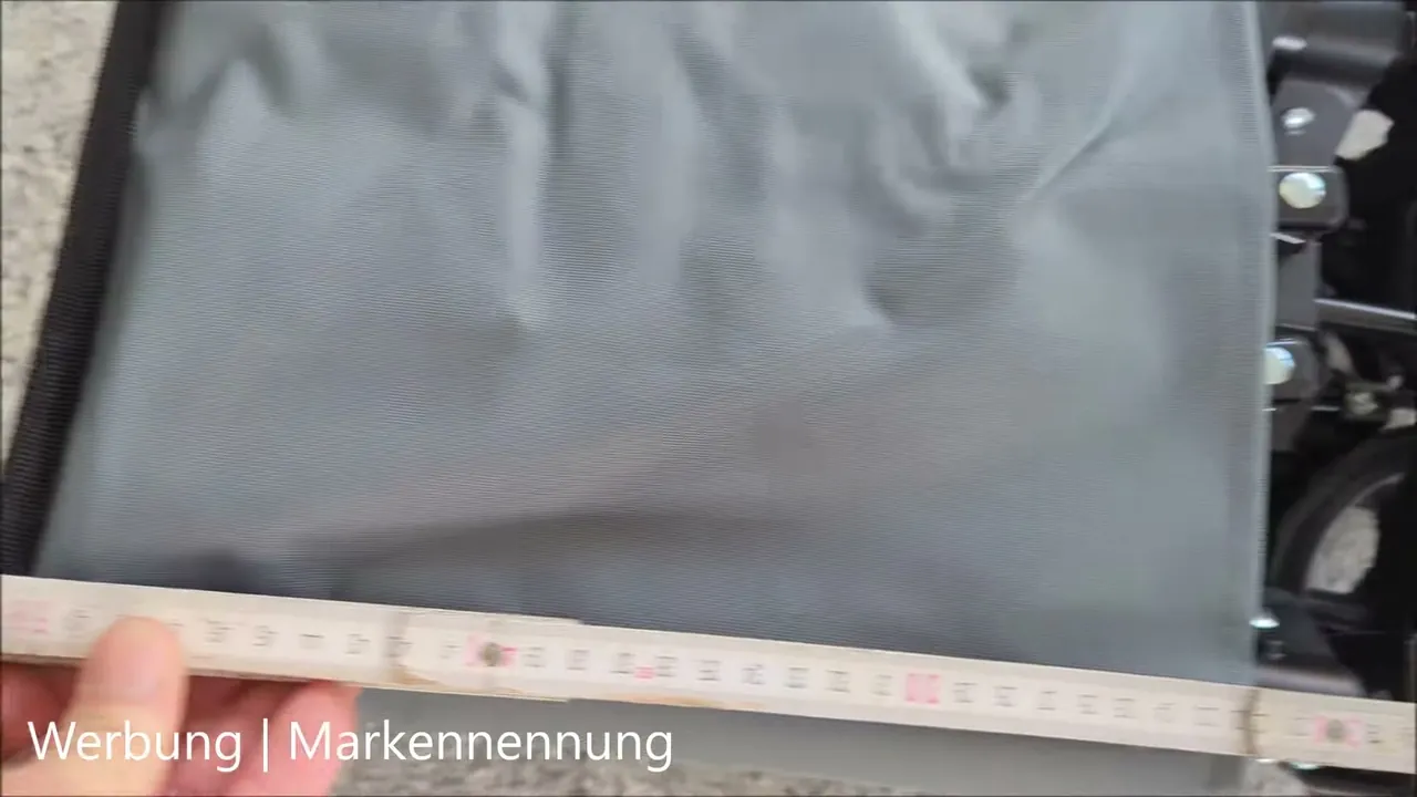 Meiner Meinung nach sind die kompakten Maße im gefalteten Zustand perfekt, um im Kofferraum kaum Platz zu beanspruchen.